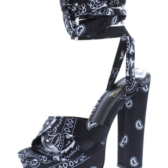 Bang Out Strappy-Black - Picture 3 of 3